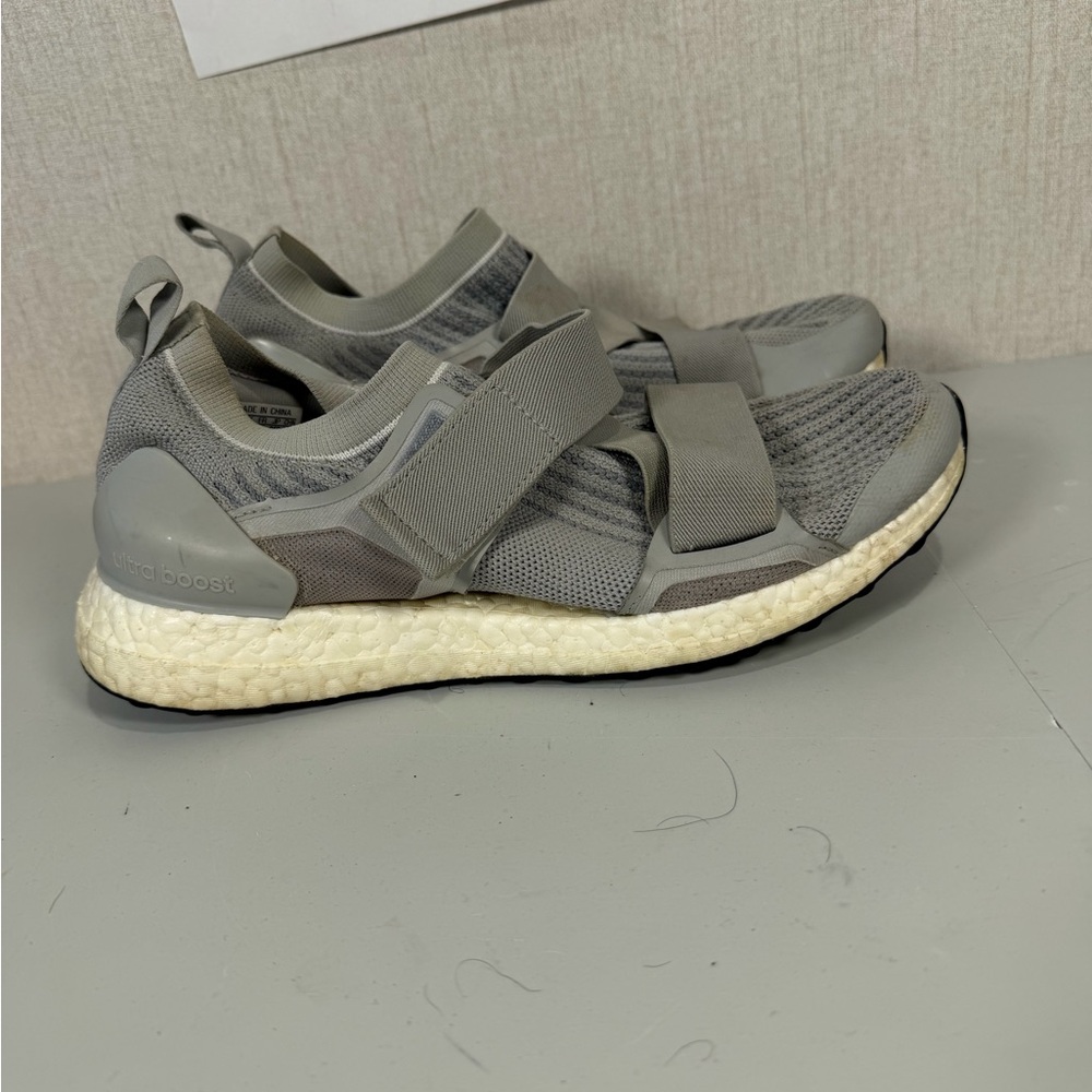Size 9-โ Stella McCartney x adidas UltraBoost X Stone Grey Womenโs